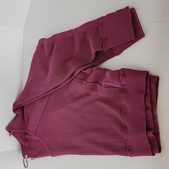 Free People Thermal Deep V-Neck Dolman Sleeve Top - Picture 9 of 11